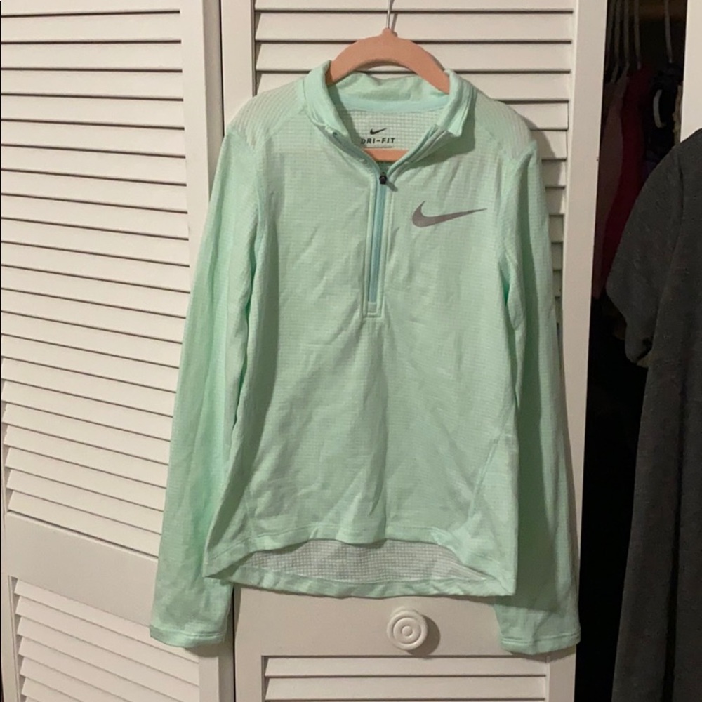 Nike girls Dri Fit pullover